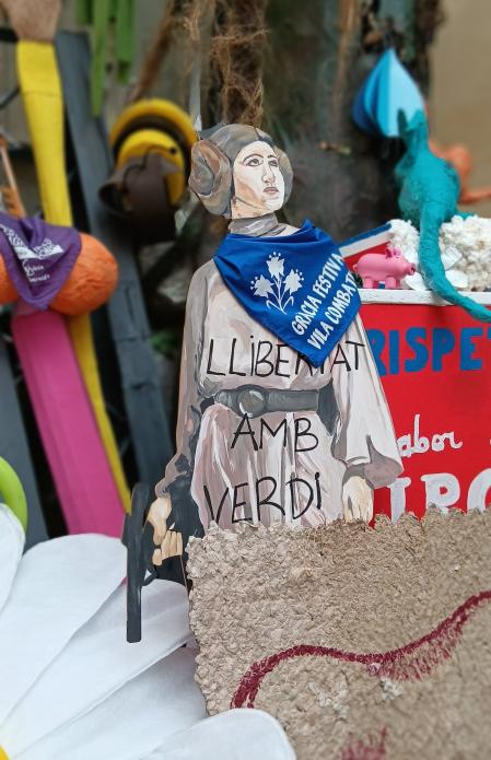 Mensaje de apoyo de la calle Llibertat para Verdi tras el incendio.