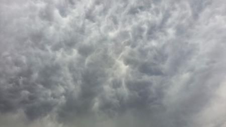 Tapiz de nubes en Torrelló.