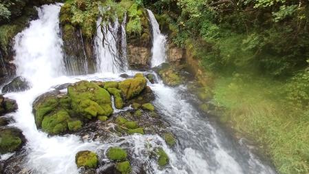 Nacimiento del río Bastareny.