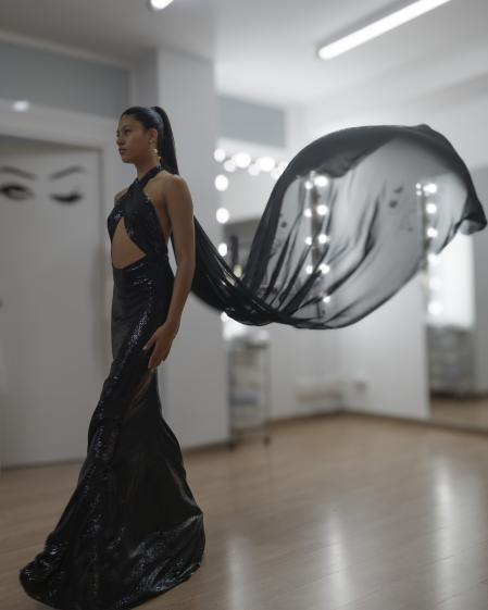 Sesión de 'fitting' con la modelo Ashley Sánchez.