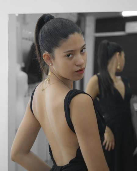 Sesión de 'fitting' con la modelo Ashley Sánchez.