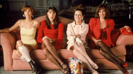 María Barranco, Rossy de Palma, Julieta Serrano y Carmen Maura en 'Mujeres al borde de un ataque de nervios' (1988)