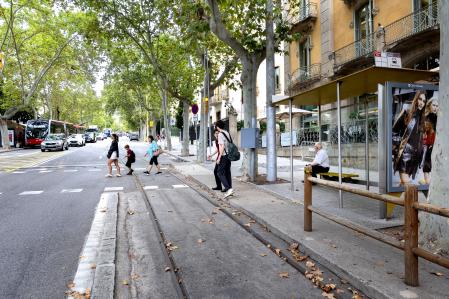 La parada del Tramvia Blau (ahora de autobús) y la avenida del Tibidabo, el pasado viernes 