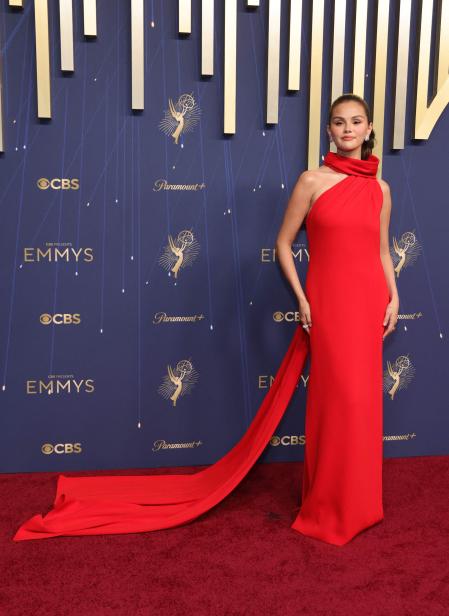 &nbsp;Selena Gomez en la alfombra roja de la 77 edición de los Premios Emmy