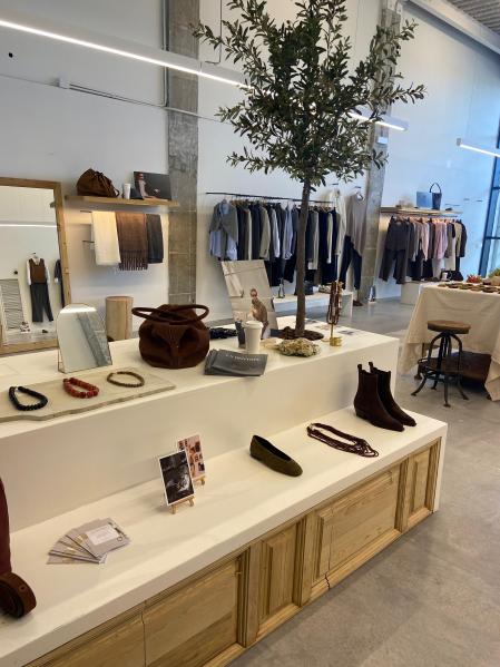 Tienda piloto en el piso superior de las oficinas de eseOese en Barcelona