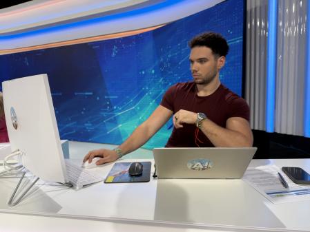 Hans Arús en el plató del programa 'Aruseros Weekend'