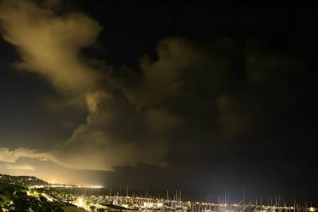 La gran nube del Garraf.