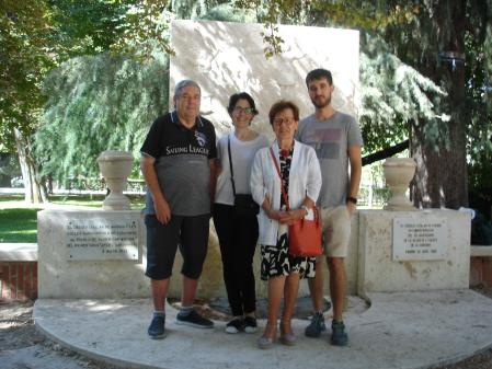 La sardana en El Retiro.