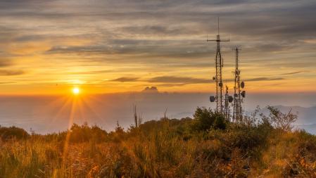 Amanecer desde el Turó de l'Home.
