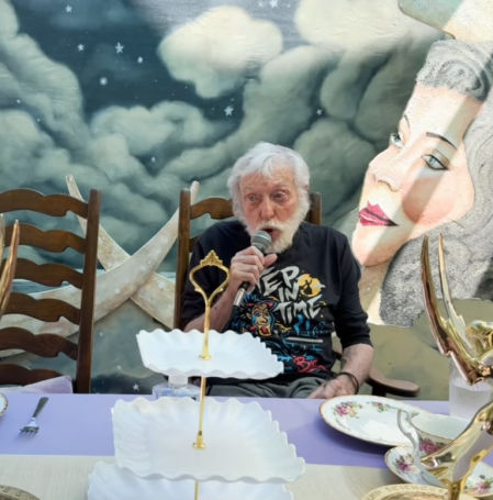 Dick Van Dyke en un evento promocional 