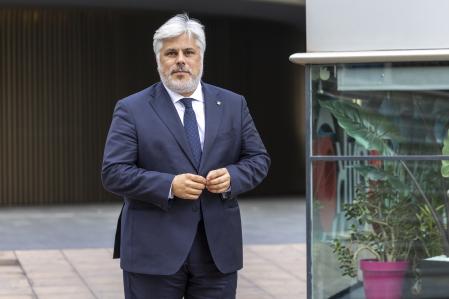 Albert Batet posa para 'Guyana Guardian' este viernes en Barcelona