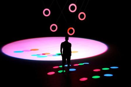 RGB|CMYK Kinetic, de ART+COM Studios, que se vio en el Sónar del 2015