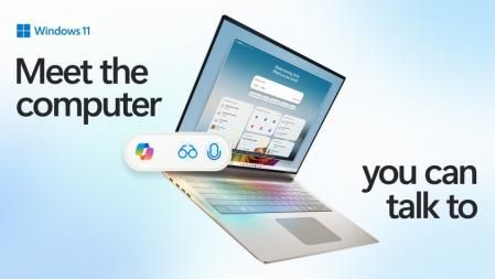 Ordenador Windows 11 con interacción multimodal