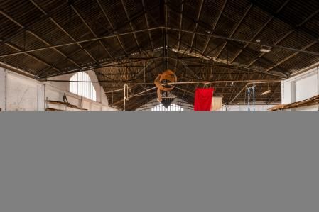 El taller ocupa una antigua serrería, de 1.500 m2, donde antes se construyeron barcos&nbsp;