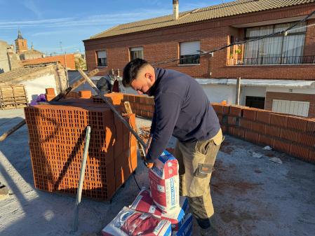 Santiago Carpintero, albañil