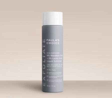 Skin Perfecting 6 % Ácido Mandélico + 2 % Ácido Láctico AHA Exfoliante Líquido de Paula's Choice (31,20 euros)