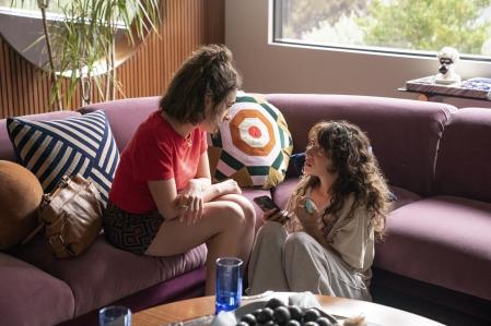 La primera temporada tiene 8 episodios. 