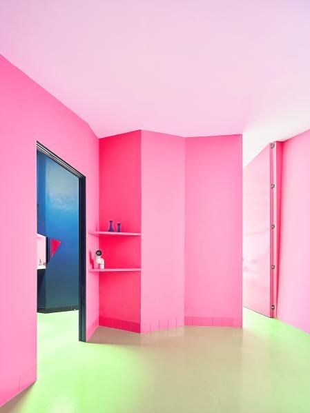 Según h3o, en la arquitectura clásica el color era fundamental para revelar su mensaje y despertar una mirada particular en el visitante