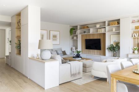 Salón principal del piso grande reformado por Pia Capdevila Interiorismo