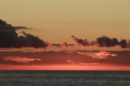 Amanecer visto desde la costa de Calella de Palafrugell.