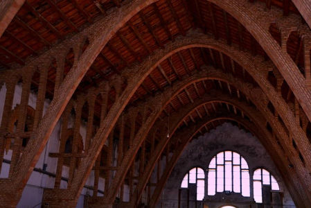 Interior de la bodega cooperativa de Rocafort de Queralt.