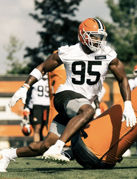 Myles Garrett con los Cleveland Browns