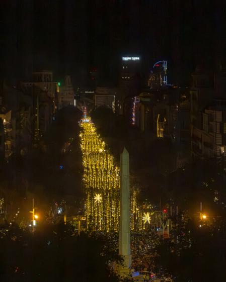 Encendido de las luces de Navidad de Barcelona desde la terraza del hotel Casa Fuster.