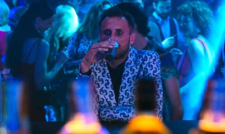 Oriol Pla hace historia y se alza con Emmy Internacionales a mejor actor por Yo, adicto