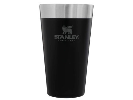 STANLEY Adventure Stacking Beer Pint 0,47L en color Matte Black, jarra de acero inoxidable con aislamiento al vacío de doble pared que mantiene el frío 4 horas, apta para lavavajillas