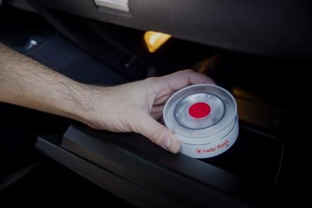 La DGT mantiene en su web un listado de las marcas y modelos de balizas V-16 oficialmente homologados 