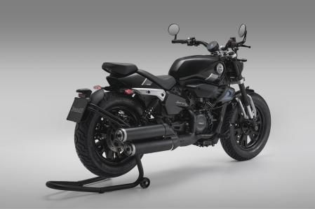 Benelli Leoncino 400