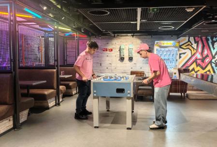 Los barcos también cuentan, además, con múltiples distracciones para todas las edades, como juegos recreativos '