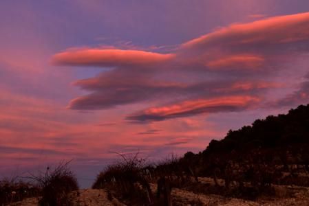 Los colores del cielo del Penedès.