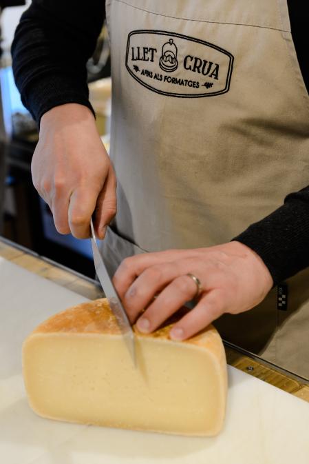 Un queso de Llet Crua