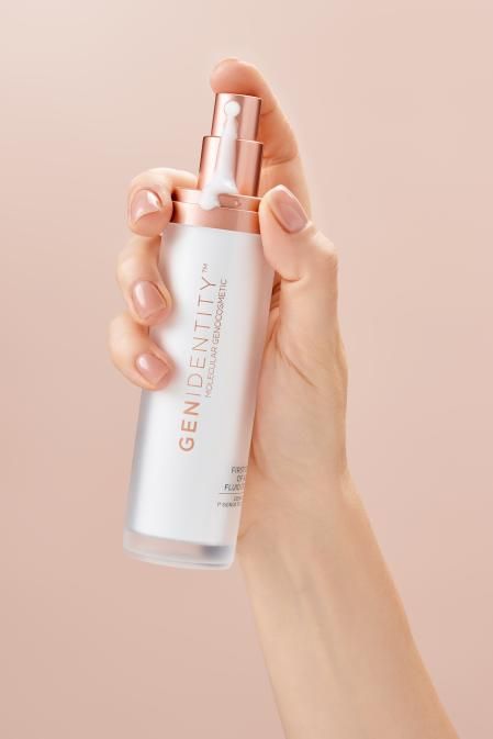 Crema Fluida Primeros Signos de la Edad de Gen Identity (69,70 euros)