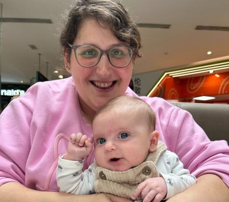 Jessica Gallego se convirtió en madre hace menos de un año