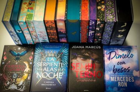 Muchos estampados reproducen filigranas que ya salen en las portadas&nbsp;