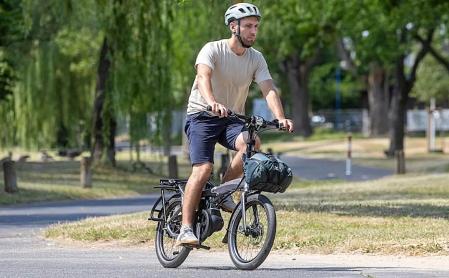 La práctica bici eléctrica plegable con transmisión por correa para olvidarse del mantenimiento.
