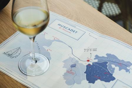 El muscadet es un vino blanco tradición del valle del Loira