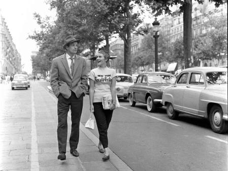 Jean-Paul Belmondo y Jean Seberg en una famosa imagen de 'Al final de la escapada'