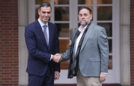 Pedro Sánchez y Oriol Junqueras durante la reunión mantenida este jueves en la Moncloa