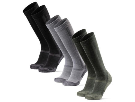 Seis pares de calcetines térmicos largos de invierno en colores negro, gris y verde, con interior afelpado.