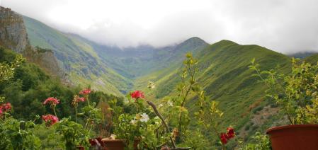 En el valle la naturaleza y la espiritualidad se confunden en silencio