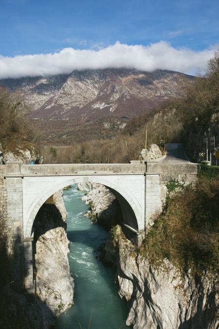 El puente de Napoleón sobre el río Soca