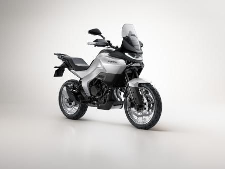 La Norton Atlas es una trail ligera tipo Adventure