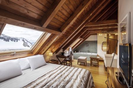 Las habitaciones del Eurostar La Pleta tienen vistas a las montañas nevadas