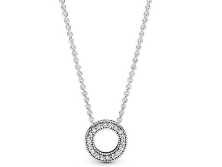 Collar de Pandora en plata con colgante circular y circonitas engastadas