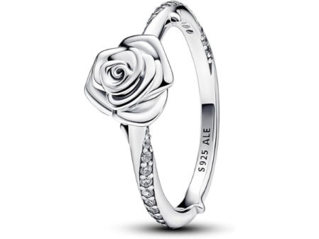 Anillo de Pandora en plata con diseño de rosa y circonitas engastadas