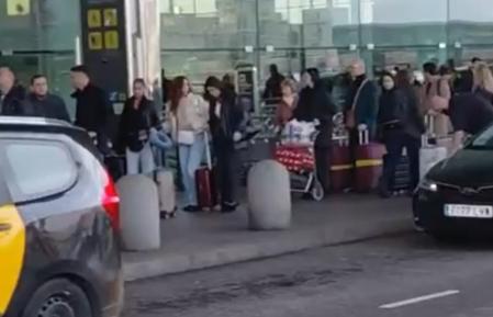 Estas esperas son ya un nuevo inconveniente a la hora de viajar