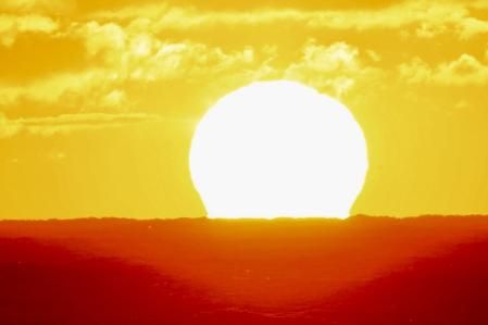 Amanecer en Tamariu.